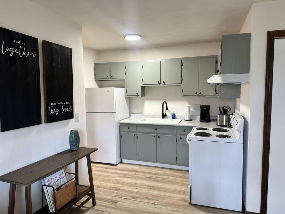 Capital Suite On 6Th Street - King Bed / Downtown! Springfield Zewnętrze zdjęcie