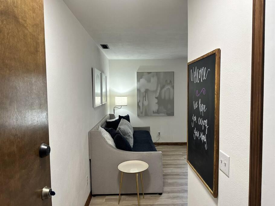 Capital Suite On 6Th Street - King Bed / Downtown! Springfield Zewnętrze zdjęcie